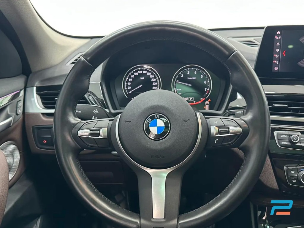 BMW X1 sDrive20Li Deluxe Edition 2022, вид 4
